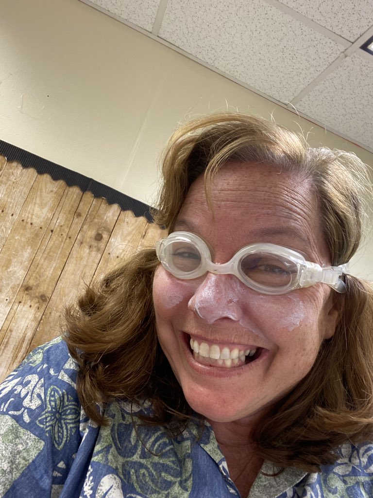 christineeinert's tweet photo. All ingredients (except Australia) provided to go deep sea diving for ideas in writing class. Thankful for students with great senses of humor! Sometimes less tech is even more engaging! #DodgenDynamic #EvenHadSharkCage https://t.co/0Ogx0C3ZJv