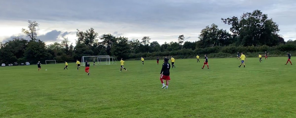 MaidenheadVets's tweet photo. @MaidenheadVets 2nd preseason game ended with a 5-2 Win over @TaplowUnitedFC Vets ⚽️ Feels good to be back 😊 Next up this Sunday at Farnham Park we have another tough test against @FRMavericksFC Vets
Good luck  @TaplowUnitedFC Vets for the rest of the season &amp;thanks for hosting https://t.co/ZMgNVlEHxs