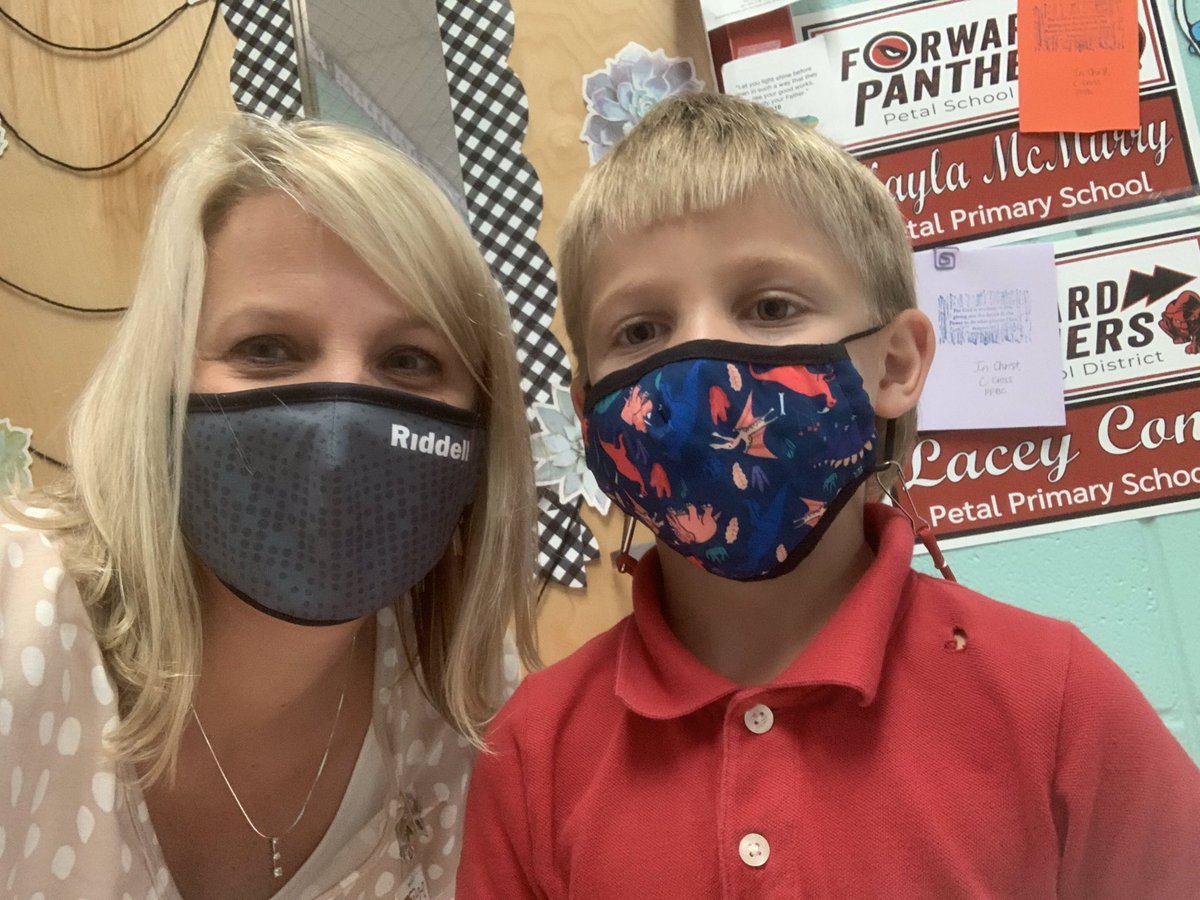 primary_petal's tweet photo. Jacoby saw a friend struggling to tie her shoe, so he asked if it was okay for him to help her. He went to her and tied her shoe. He is such a kind and caring friend! #goodnewscalloftheday #RiseAsOne https://t.co/pld4RZcB0e
