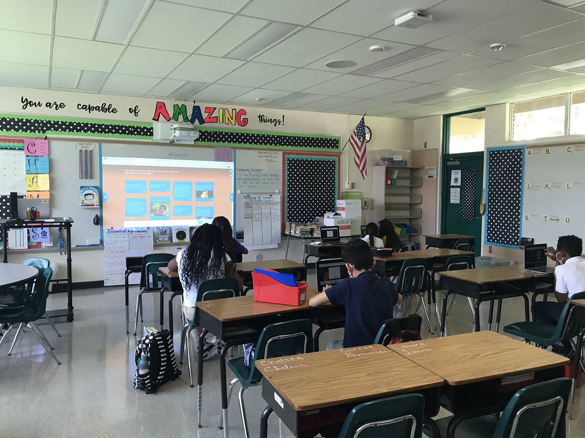 MrsMorgan_EDU's tweet photo. Empathy can be a tough concept for kids to understand but with the help of @nearpod, my #BrightBunch was able to CRUSH today’s Habit of Character lesson!
#PantherPride #Cagebusters #SEL #empathy
@HCPSForestHills @HCPS_SEL @SELearningEDU https://t.co/W2bOdTJbqU