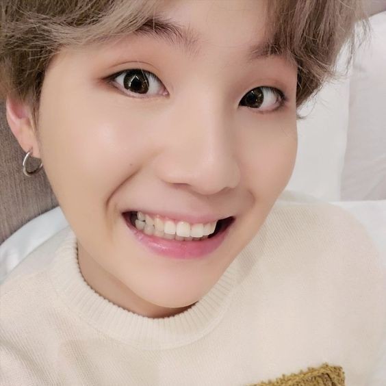 Yoongi and his perfect teeth - a heartwarming thread