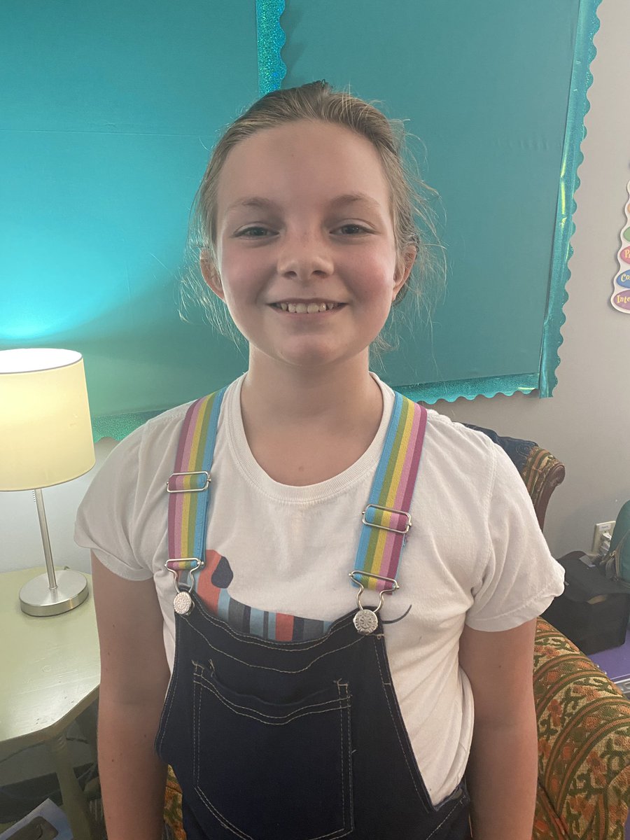 OakhillDay's tweet photo. For the students, 2020 has been a not so normal year. But to hear that even though it’s different, it still feels the same... well, that means everything to us! 🥰 #ODSLife #ODSstories https://t.co/sdrLtZEcac