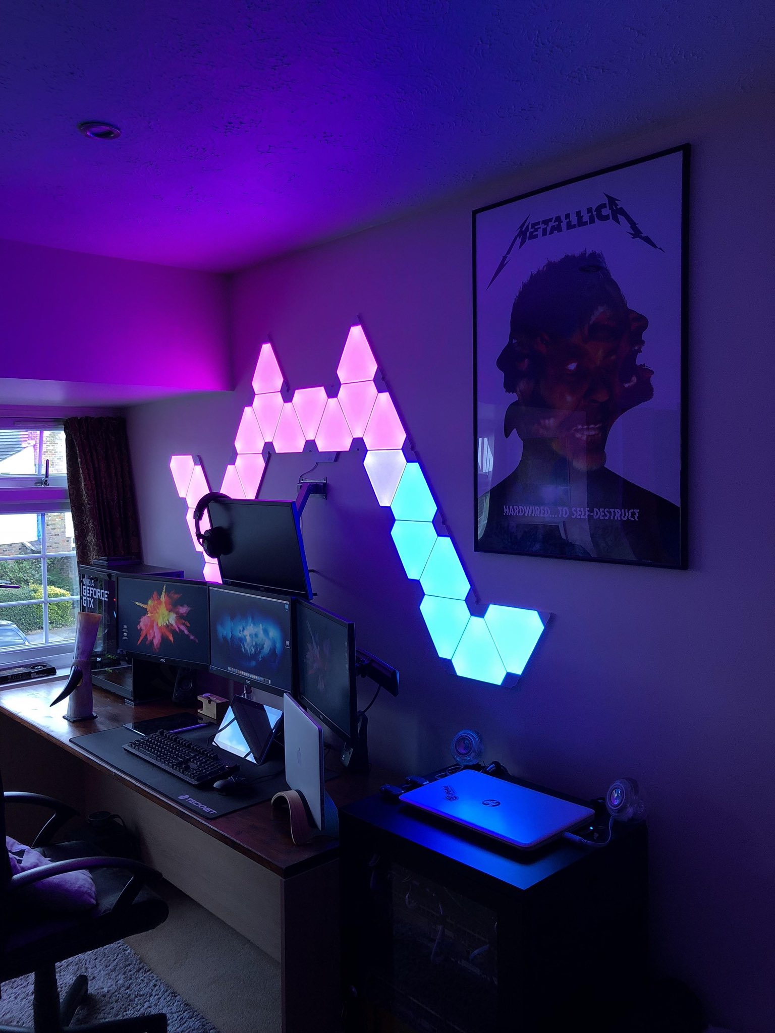 Brhm On Twitter اضاءة الـnanoleaf موجودة في كل سيت اب و الكل يستعملها ويسوي بها اشكال مختلفة رابط الطلب Https T Co Joyggt5azw Https T Co Ehx8wprfb0 Twitter