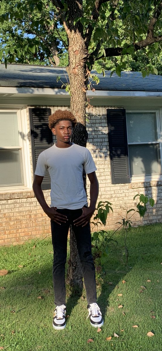 emccord03's tweet photo. Back2School Pics!!! #HeIsELearning #EighthGrader #MagnetLeadershipProgram #HonorsClasses #AlgebraOne #EnglishOne #ThreeElectives #HeKnowsMyExpectations #HeValuesHisEducation #WeBredDifferent #YesHeHasGrownOvernight #AthleteToo #IncredibleHeart #OneOfMyHeartbeats #MySonShine https://t.co/PBLHNMmCrv