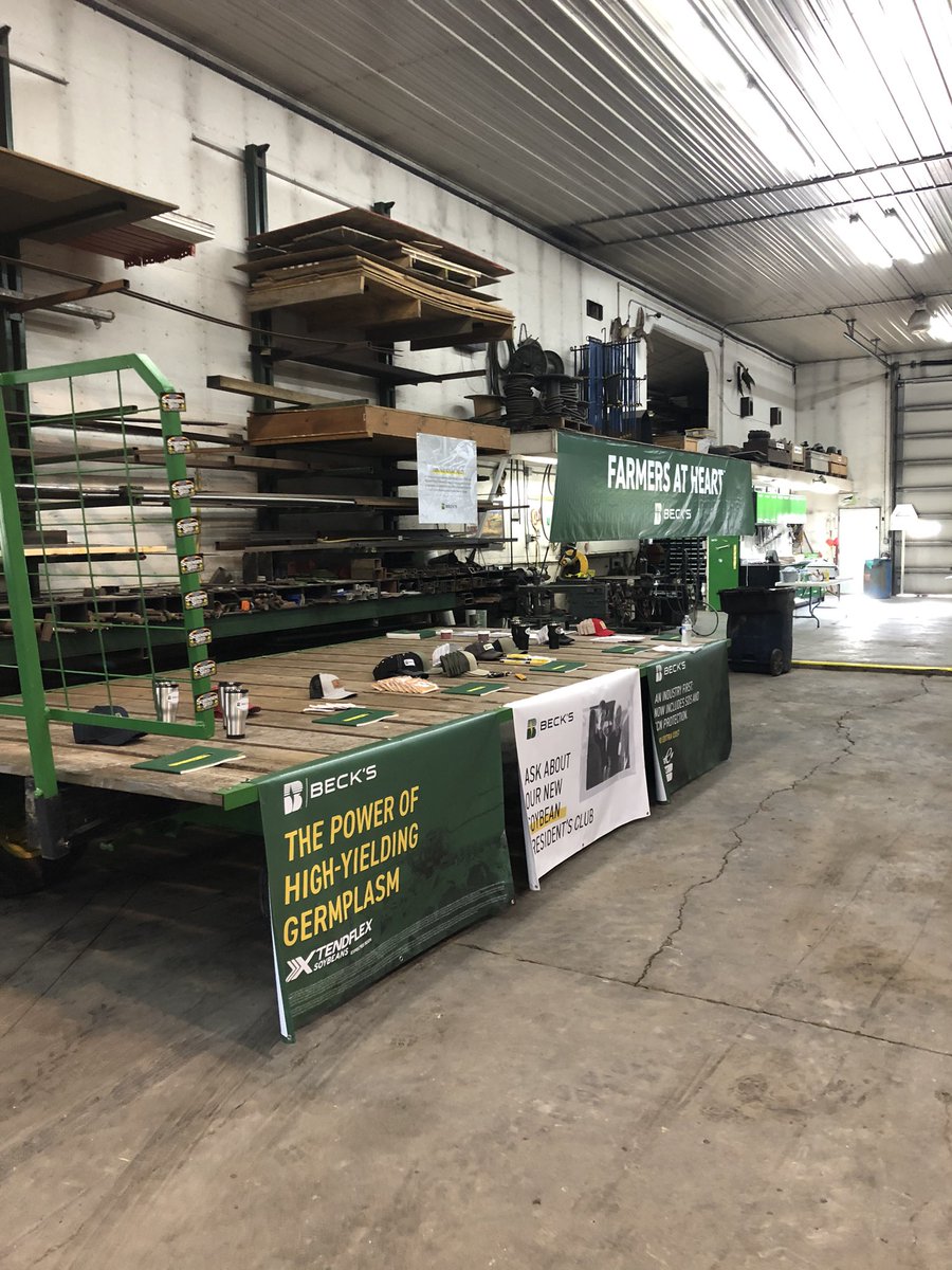 sorensenseedllc's tweet photo. WOW!
Thank you to everyone who came out for great food and fellowship. We enjoyed talking farming and sharing the excitement for harvest.
#beckshybrids #corn #beans #fieldshow #sorensenseed https://t.co/mCxrVt0KSC