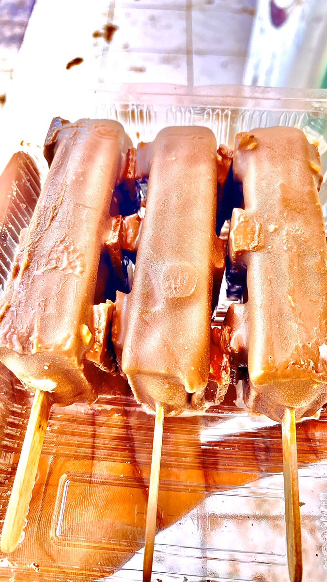 nutellabar5's tweet photo. مسابقه نوتيلار بار 🔥
سحب علي تلاته بوكسات كت كات ل3 فائزين
الشروط:
1-فلو لي حساب @Flashdeliver19  
2-ريتويت للتغريده https://t.co/LY8ji8wMIA