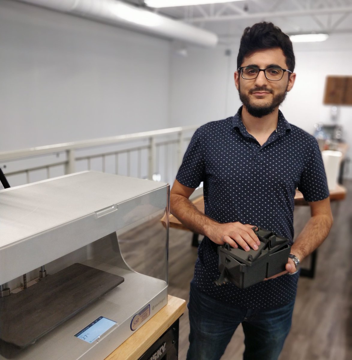 Scentroid's tweet photo. Check out Scentroids's R&amp;D manager Omid with a brand new #DR2000 unit! The lightweight carbon fiber casing helps to significantly reduce not only drag, but overall weight. Great design!

#design #scentroid #project #engineer #3Dprinting https://t.co/btQAidaFkg
