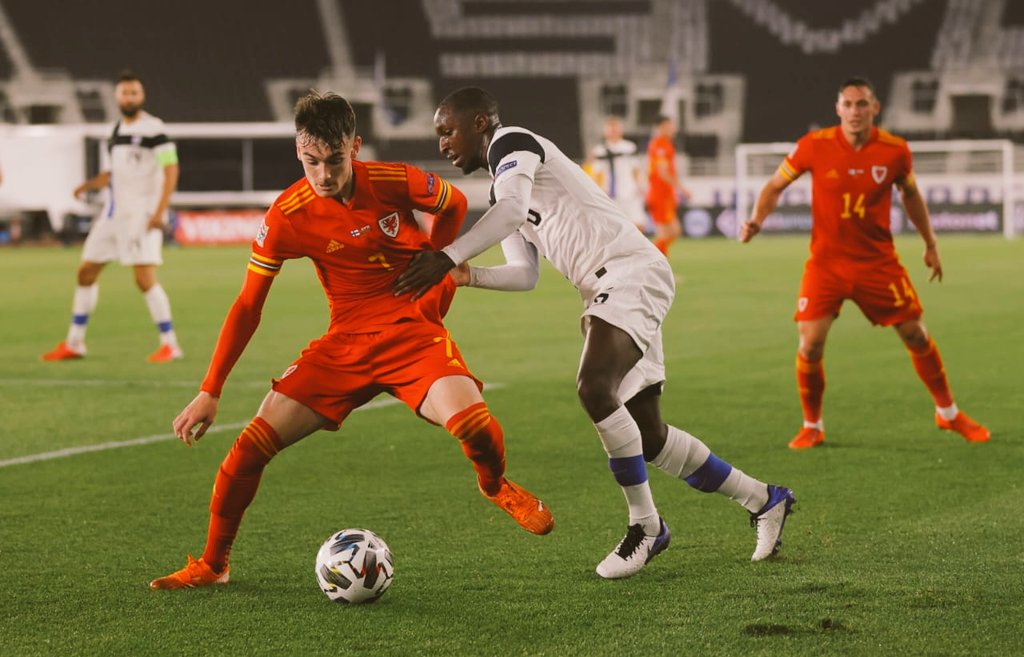 Dylan Levitt vs Finland

83.9% passing accuracy
5 accurate long balls
4 ground duels won
4 clearances
5 tackles + interceptions

Huge performance from the debutant. He will play a massive role for Ole's team in the coming years.

#MUFC #Academy #MUFC_FAMILY #debut <a href="/DylanLevitt/">Dylan</a>