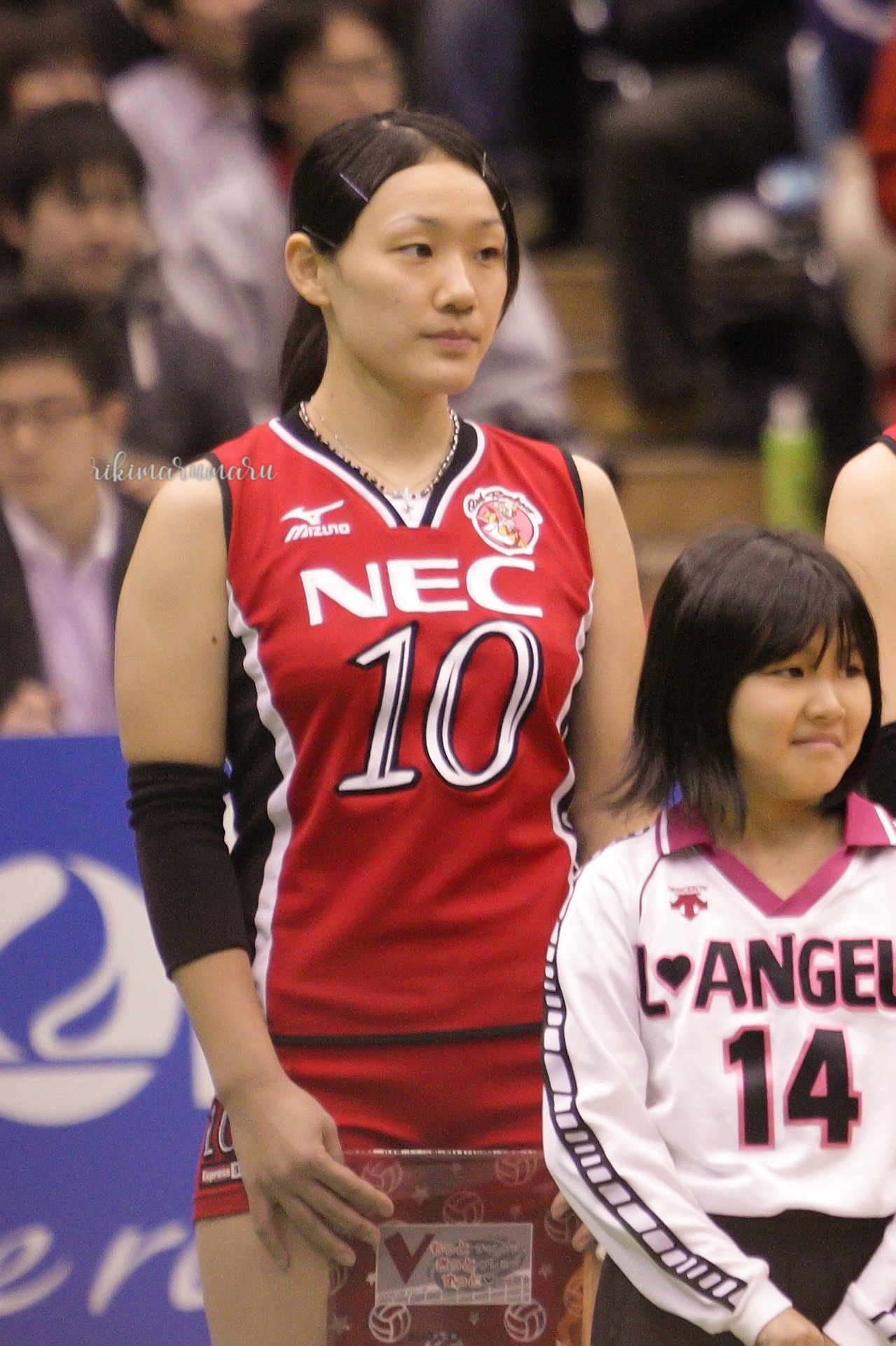 Twitter 上的 ハチノコ 09 01 17 秋山美幸 選手 Necレッドロケッツ Vリーグ T Co Gqgysxkwf8 Twitter
