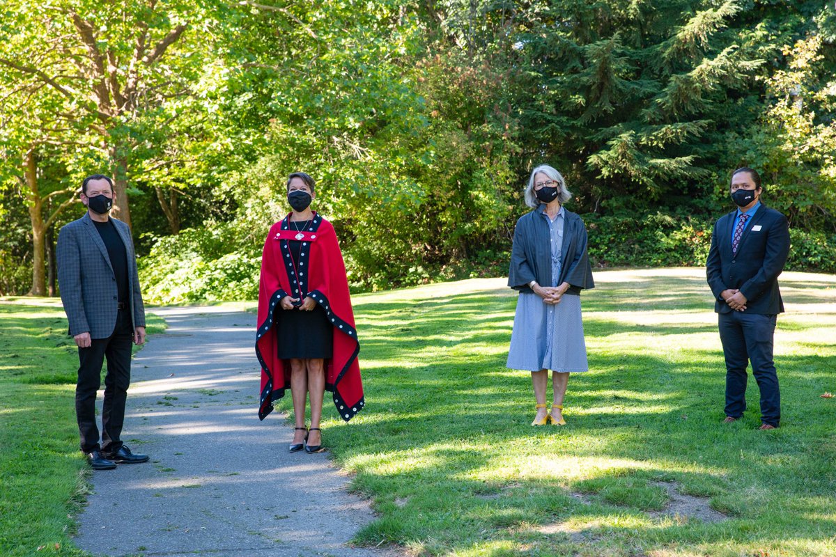 melaniejmark's tweet photo. Today we announced the National Centre for Indigenous Laws at #UVic. Together we can make a difference. We can advance change for the next generation of #BriefcaseWarriors. Our investment of $13M moves us forward on Article #50 of the #TRC. https://t.co/51JJmCibPt https://t.co/EoiK3VtIjL