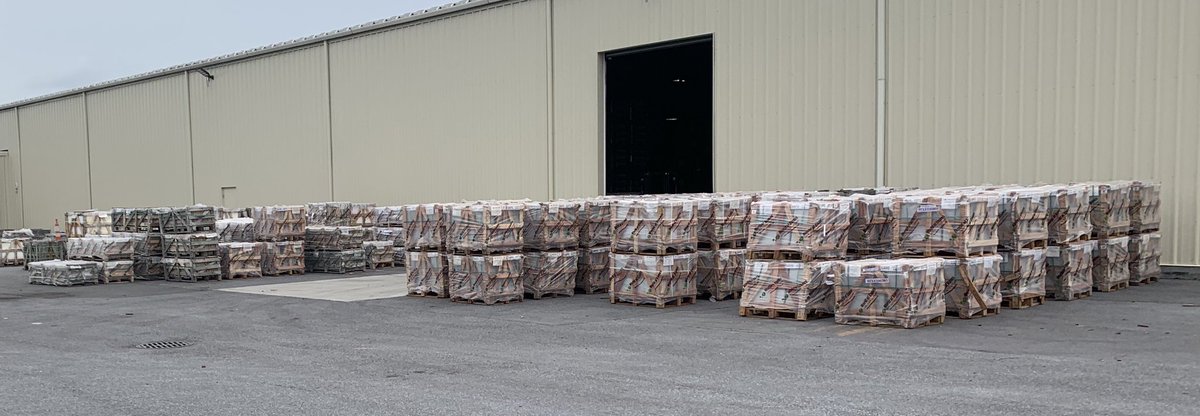 WoS_Chris's tweet photo. The @WorldoStonesUSA staging area is pretty busy these days. Take a look at all of this beautiful #naturalstone ready to be delivered to our dealer partners. #livewithnature
#hardscapelife
#hardscapebrotherhood
#hardscapemafia https://t.co/P6UV0y9jdc