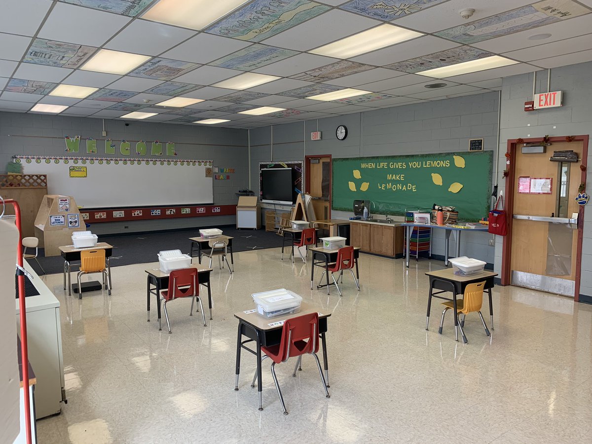 Meg Valente tweet media