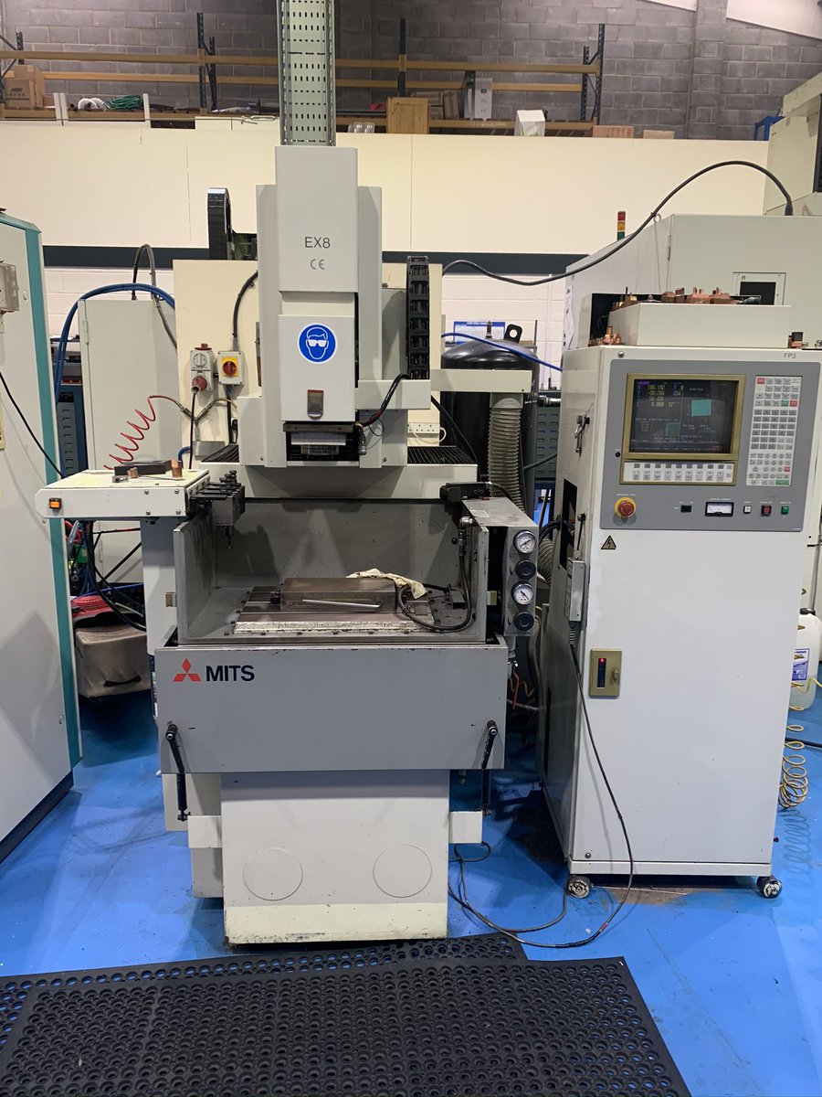 MakrepEDM's tweet photo. 1995 Mitsubishi EX8 EDM at MOULDTECH SOLUTIONS LTD repaired today. Customer loves the speed &amp; accuracy of this machine so we to keep it running &amp; updated for him.
MOULDTECH SOLUTIONS LTD also supplied us with their own designed and manufactured face shields to use in the future. https://t.co/fIIBMDZ69F