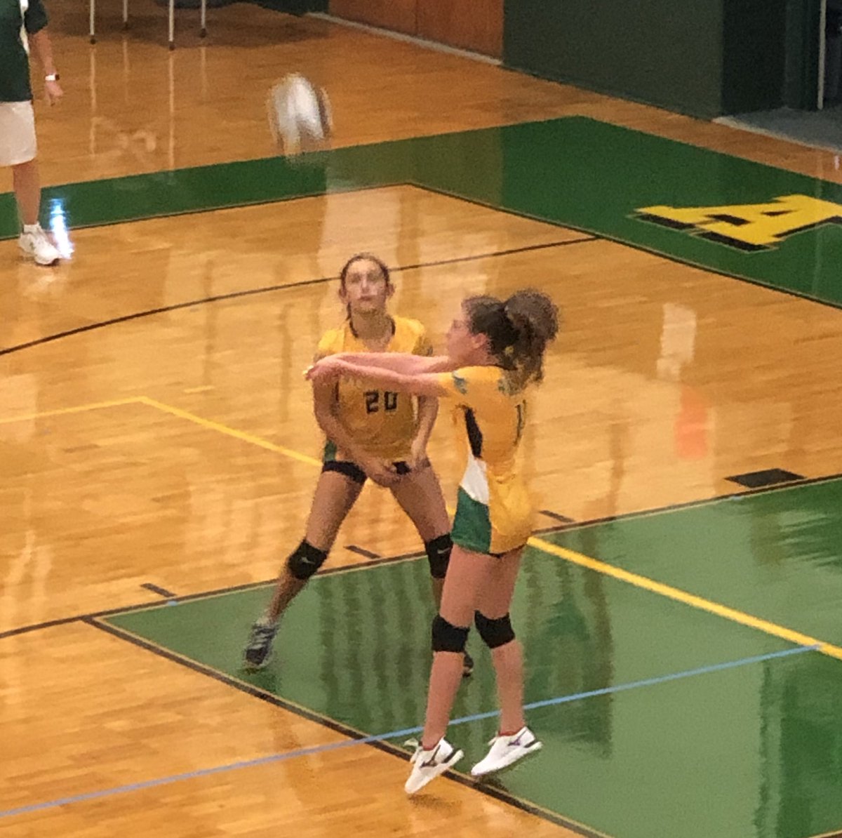 SJHS 7th Grade Lady Aves Gold take it in 2 against Liberty, nice work ladies.  Nice hops <a href="/carlyr111/">Carly Riley</a> !  <a href="/LadyAvesVball/">Sycamore HS Vball</a> <a href="/shsvillanit/">Thomas Villani</a>