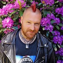 3cr_inyaface's tweet photo. Today's show @3CR: #Melbourne #Queer press co-founder #AdamCarr on reporting in the early years of #HIV &amp; #AIDS. UK #queerartist @BenYoudanArt discusses his #visualart &amp; the #Leather #Community. #InYaFace3cr #3CR #lgbtiqa+ #queerpodcast #queerart #BenYoudan https://t.co/jX5jkbCXsJ
