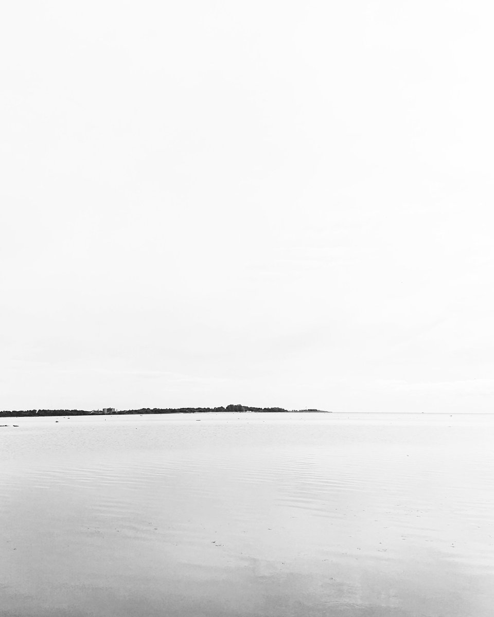 Tranquility.

#photography #blackandwhitephotography