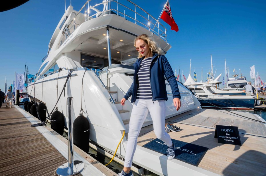 Tickets for the most popular entry times are starting to sell out. Get yours now at ow.ly/Sz3850Bhwq6  No tickets will be available for purchase on the gate #BOATS2020uk