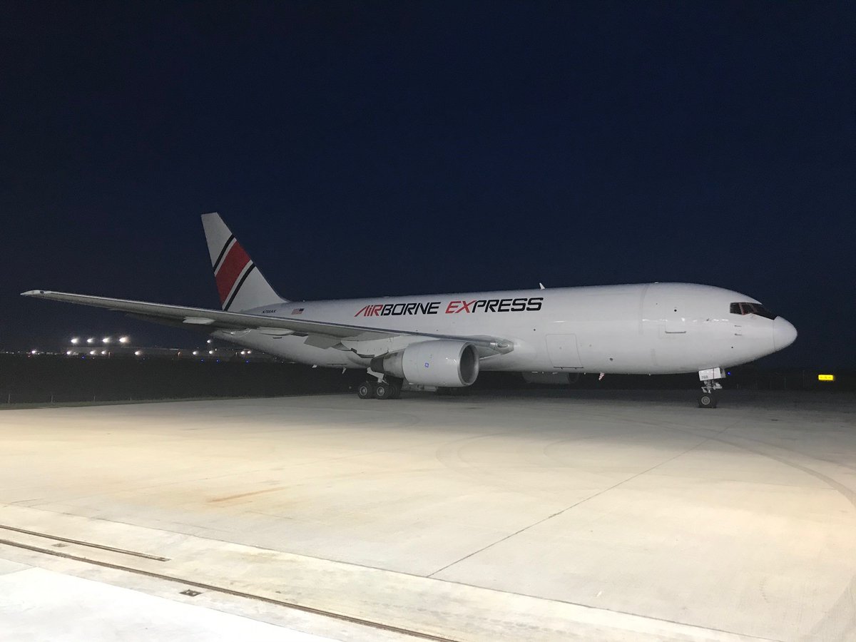 ABXAir's tweet photo. In honor of our 40 year anniversary we've created this throwback design to celebrate our years of service. Keep your eyes on the sky to get a glimpse-she'll be in service all around the globe!

#TBT #retrodesigns #airborneexpress https://t.co/QLQRmNmRmY
