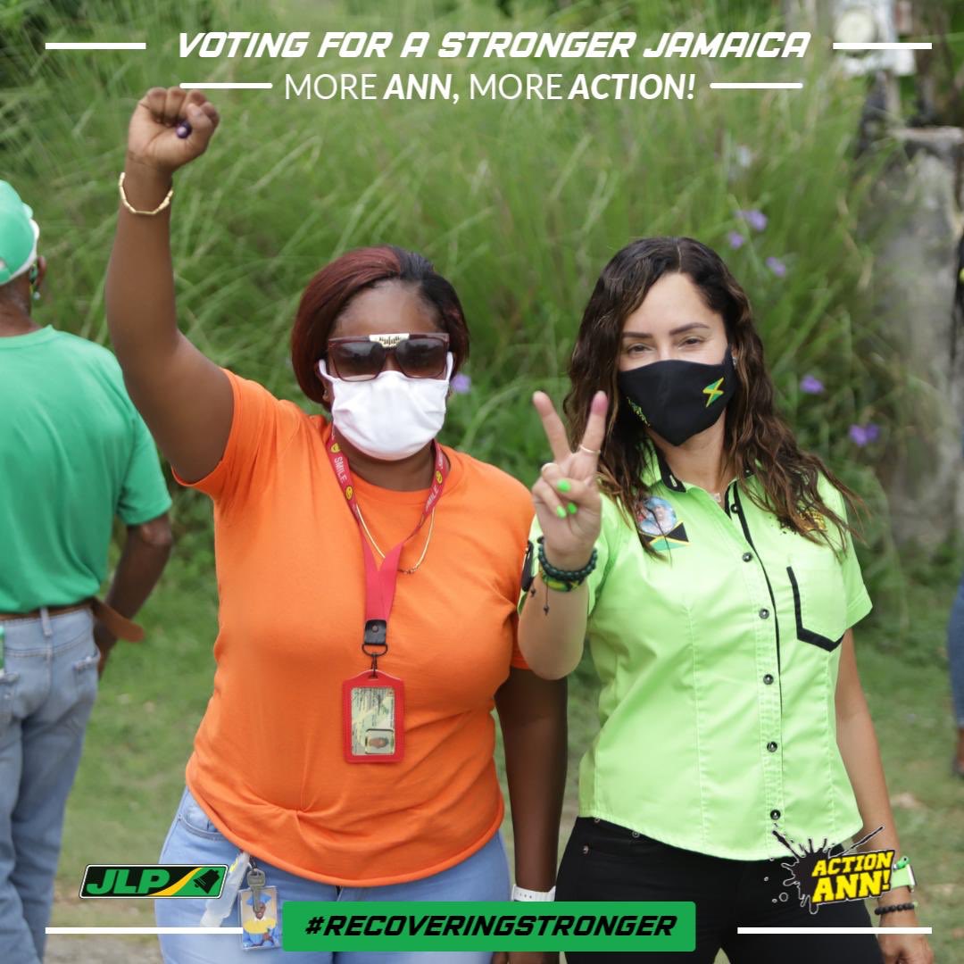 annmarievazja's tweet photo. One Eastern Portland, One Family. 
#ActionAnn 
#EasternPortland
#RecoveringStronger https://t.co/SxVgFLzAf6