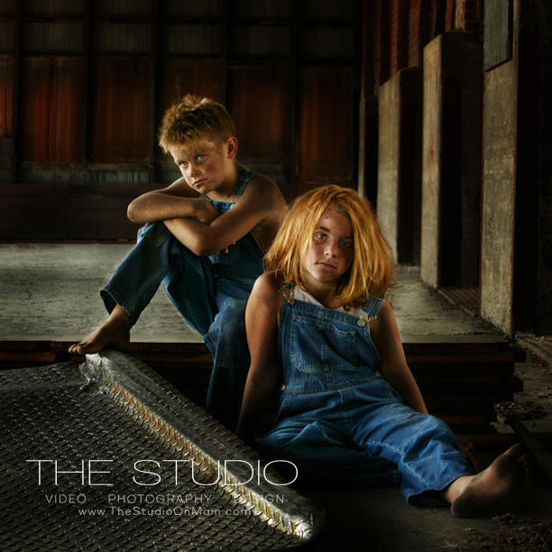 TheStudioLaX's tweet photo. Studio Creative Sessions 💕 with Maeta Nickelatti and Philip Meddaugh #studiocreative #studiolaxconcept #studiolaxfav #lacrossephotographer #childrenphotography #throwbackfav https://t.co/hQyOASI2xh