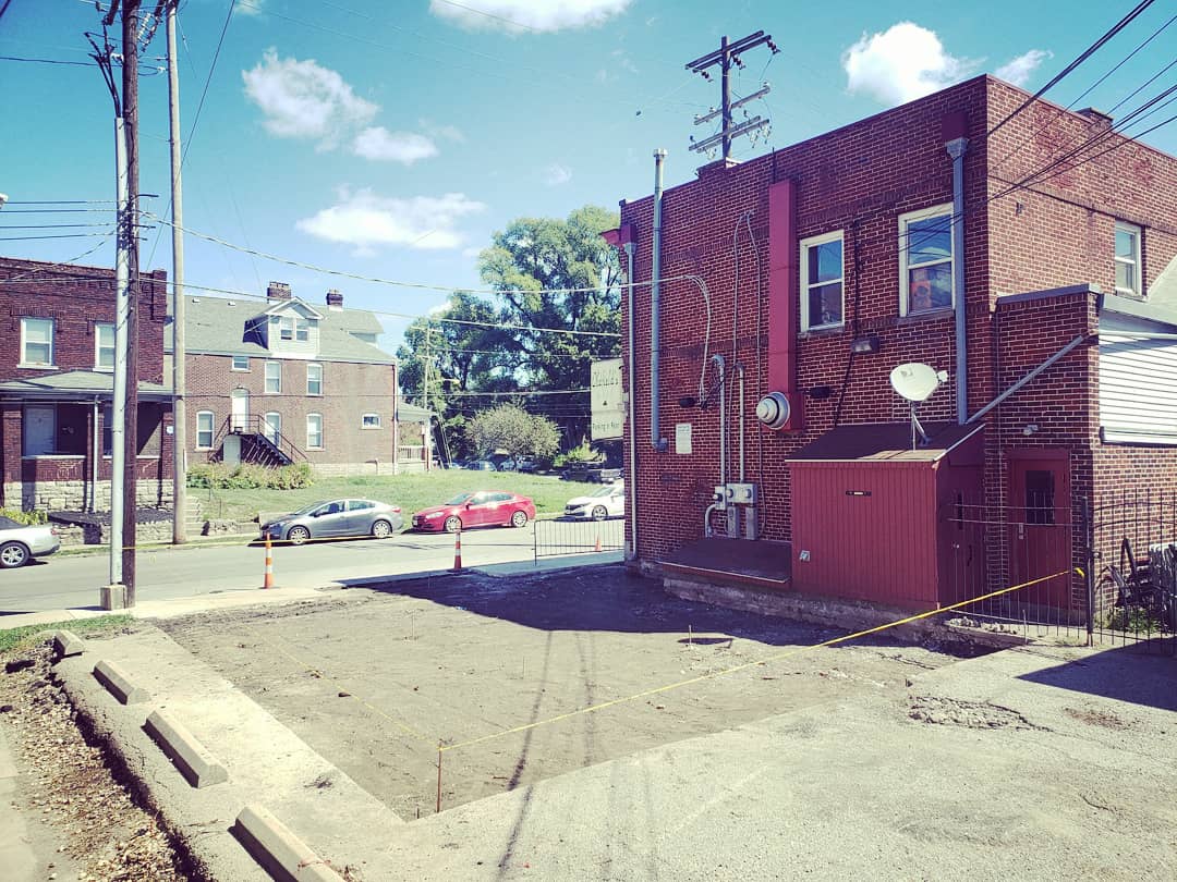 OldfieldsOSU's tweet photo. It's been a busy, busy, busy few days... Come enjoy our patio this weekend!
Stay tuned for fencing, tvs and boujee ass lights by next Sunday!!
#GetChitty #StayChitty #AlwaysChitty https://t.co/TDordKlpwR