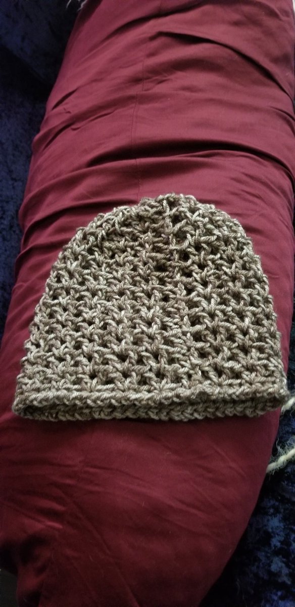 JennKnees's tweet photo. Finished these gems. #crochet #bohostyle #scarf #pixiehat https://t.co/PeBqoqH7Jd