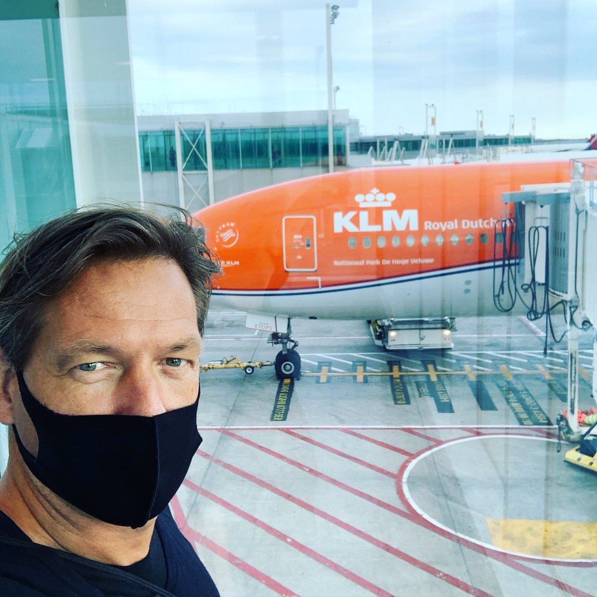 The Flying Dutchman heading back to Europe! Thank you at <a href="/usta/">USTA</a> <a href="/usopen/">US Open Tennis</a> the entire staff the #longislandmarriott the transportation services for keeping me safe! Next stop <a href="/ATPChallenger/">ATP Challenger</a> with <a href="/tarodaniel93/">ダニエル太郎/Taro Daniel</a> in #prostejov #orangecoach #ToalsonTennis <a href="/OrangeCoach/">Tennis Jobs</a> <a href="/toalsonofficial/">TOALSON_official</a>