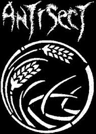 BBeat105's tweet photo. Antisect – Out From The Void 2 

#Antisect

#EspecialesDeReactor 
#Grindcore
#BlastBeat105 https://t.co/ae98VaeMqp