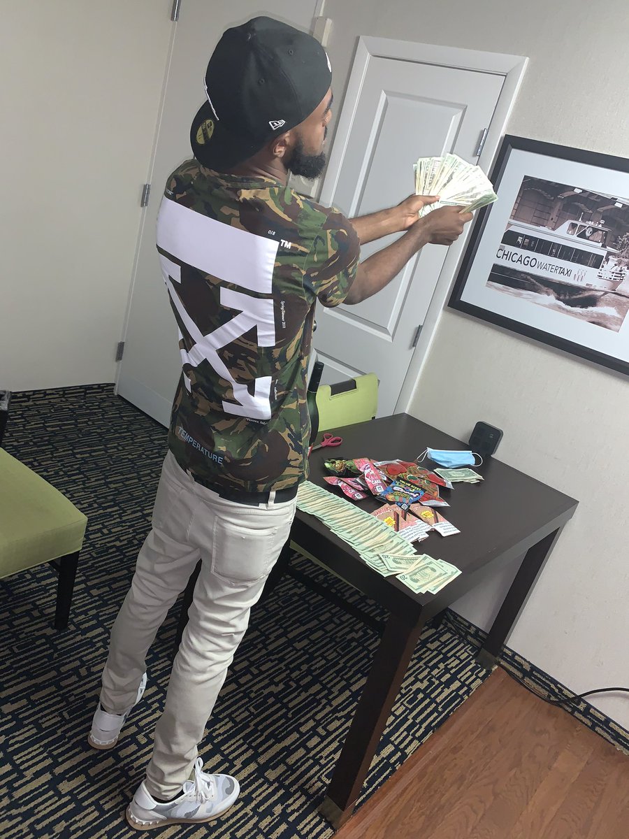 RayRayWorld_FTO's tweet photo. I BEEN WORKING OVER TIME NOW ITS TIME TO PLAY BALL 😤🚦🥳 #BirthdayBoy https://t.co/yvKGvJXgZo