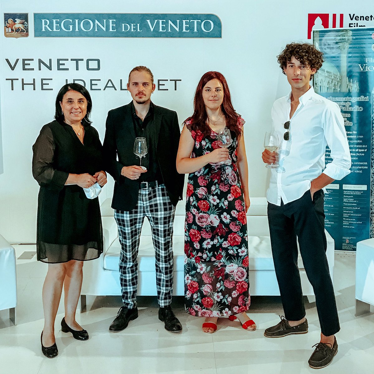 SebastianoCorro's tweet photo. Mostra del cinema di Venezia, Vicenza Film Commission 🎥🎞 @la_Biennale #miraprojectactors #festivaldelcinemadivenezia #BiennaleCinema2020 https://t.co/C46LUdNQXs