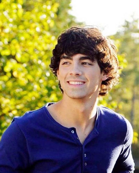 joetrustjonas's tweet photo. I should be hiking, swimming, laughing with you. #10YearsOfCampRock2 #KCAMexico #WhatAManGottaDo https://t.co/9DafnjKHBR