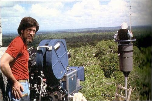 ClassicStarWars's tweet photo. Filming the crows nest #classic #starwars #anewhope #yavin #yavinbase #BehindtheScenes #moviemagic https://t.co/5q3TjYO5kJ