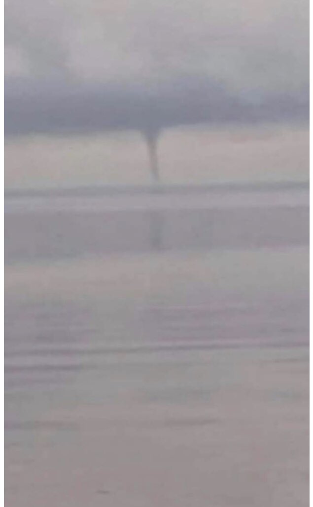yourtvnorthbay's tweet photo. #ViewerSubmitted A Cogeco News viewer sent in this picture over Callander Bay shortly after 5:30pm. #YourTV https://t.co/83adBC59o8
