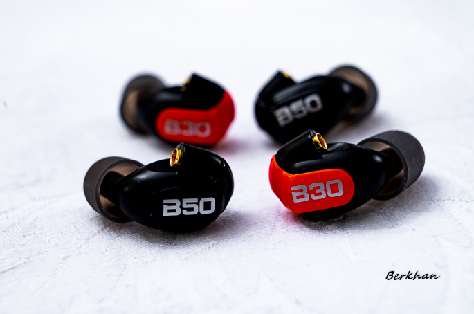 WestoneAudio's tweet photo. In case you missed it... Check out the review by @headfonia of our B Series Earphones!
Read the full article here: https://t.co/R00hB0wZbJ
#westone #westoneaudio #review #bseries #bass #iem #monitor #headfonia #audio #multidriver https://t.co/EoVA3JBbpx