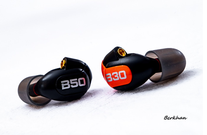 WestoneAudio's tweet photo. In case you missed it... Check out the review by @headfonia of our B Series Earphones!
Read the full article here: https://t.co/R00hB0wZbJ
#westone #westoneaudio #review #bseries #bass #iem #monitor #headfonia #audio #multidriver https://t.co/EoVA3JBbpx