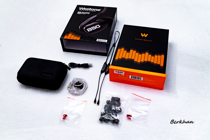 WestoneAudio's tweet photo. In case you missed it... Check out the review by @headfonia of our B Series Earphones!
Read the full article here: https://t.co/R00hB0wZbJ
#westone #westoneaudio #review #bseries #bass #iem #monitor #headfonia #audio #multidriver https://t.co/EoVA3JBbpx