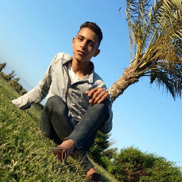 *سـيشـتآقو999ن لگ عندمـآ يفشـلون في آيجآد شـخصـ مـثلگ🙃✨* 

*missing you when they fail to find someone like you 🙃✨*