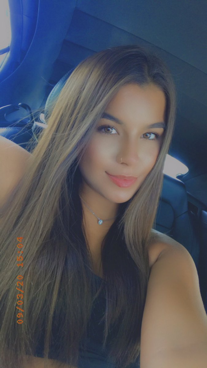 squinterooo's tweet image. Car selfies are my favorite