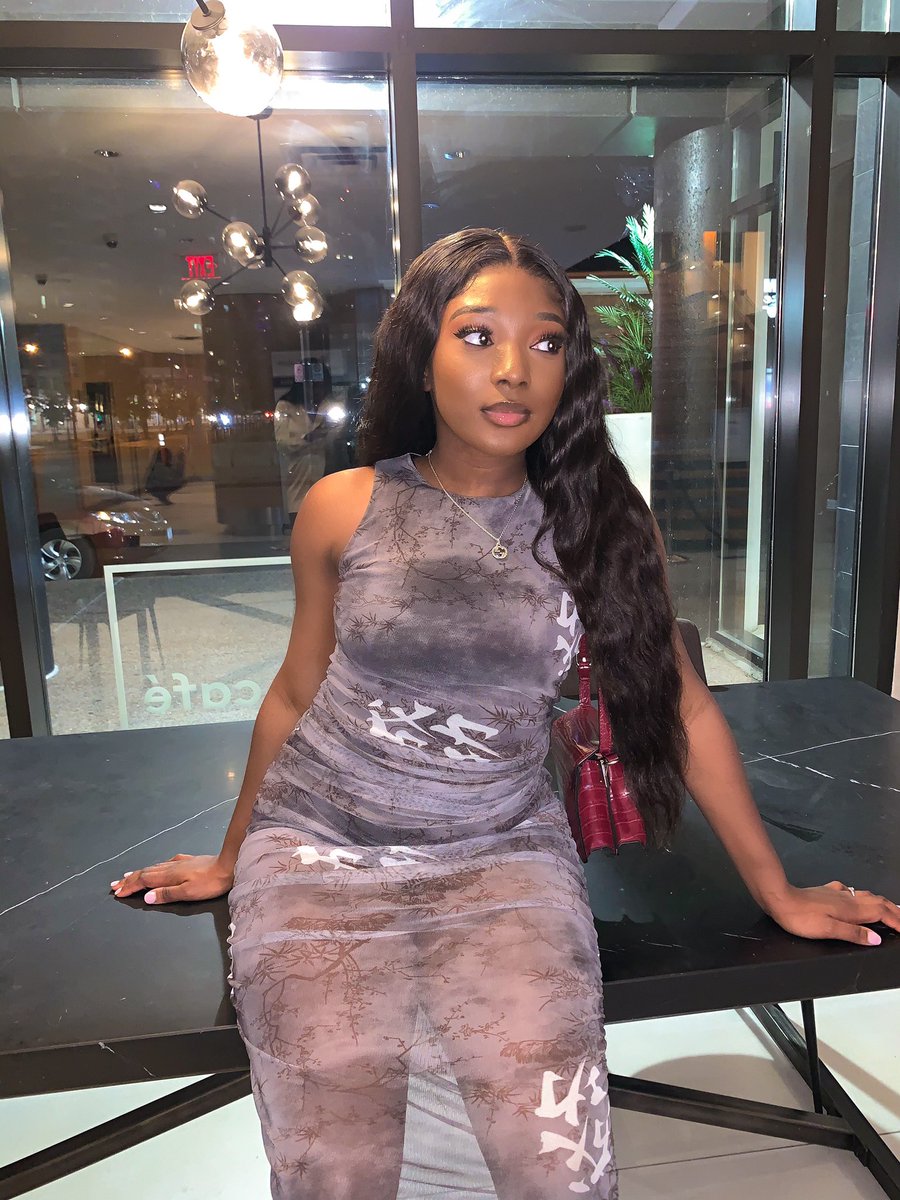 zanniev_'s tweet image. for your viewing pleasure 💋