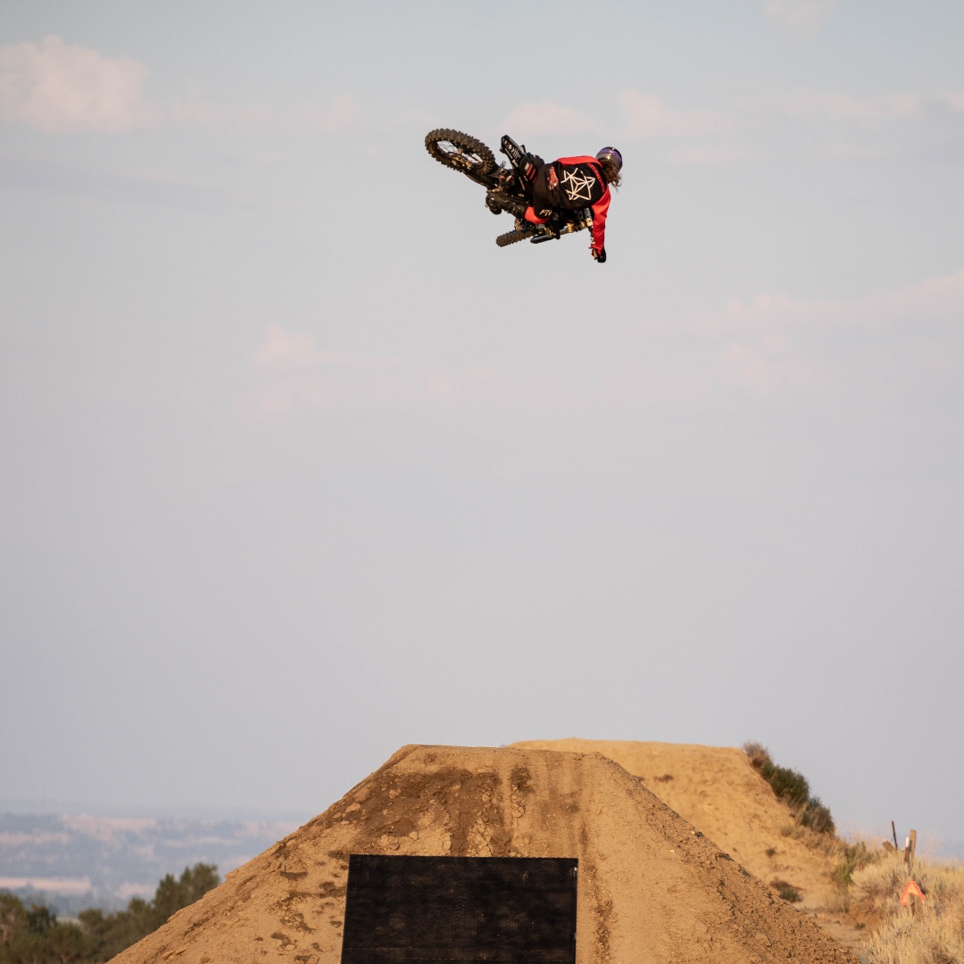 Drinkkchill's tweet photo. The smile says it all! Living your best life @bradley_slums 😀Drink. Relax. Be Happy. How do you #kchill ? #TeamKChill 📷 @theBASEgirl
_
_
_
#moto #freeride #drinkrelaxbehappy #chilllife #motobase #relax #happy #nostress #iamkratom #kratom #kratomcommunity #livinglife https://t.co/5Wq40nKU0M