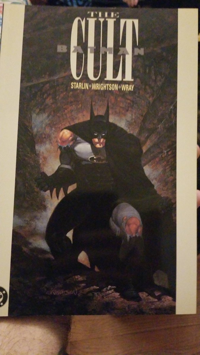 Crumbscomicpile's tweet photo. I am so stoked that I found this graphic novel!!! Cant wait to dig in!
#batman #jimstarlin #berniewrightson #billwray https://t.co/HNBpUWmT5h