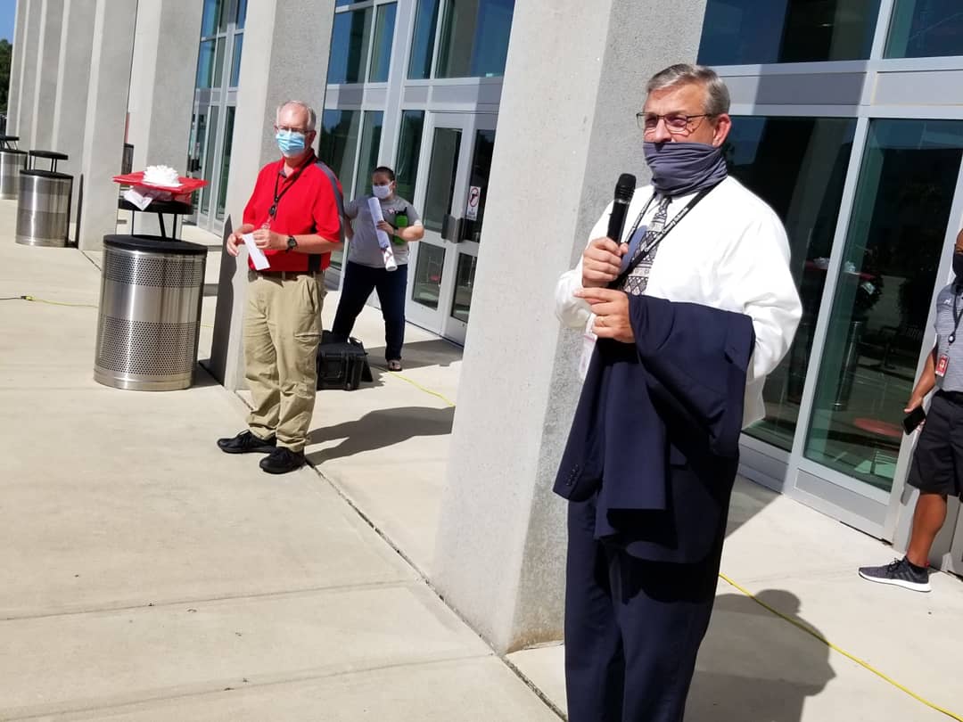 WadeHampton_HS's tweet photo. Congrats to Rick Zeller on his retirement. He served 33 years in education...all at WHHS.

Even though he's leaving the classroom, he will still coach our Cross Country teams this season. We wish him well in the next chapters of his inspirational life.
#LeadingLikeGenerals https://t.co/1ADfx66hAL