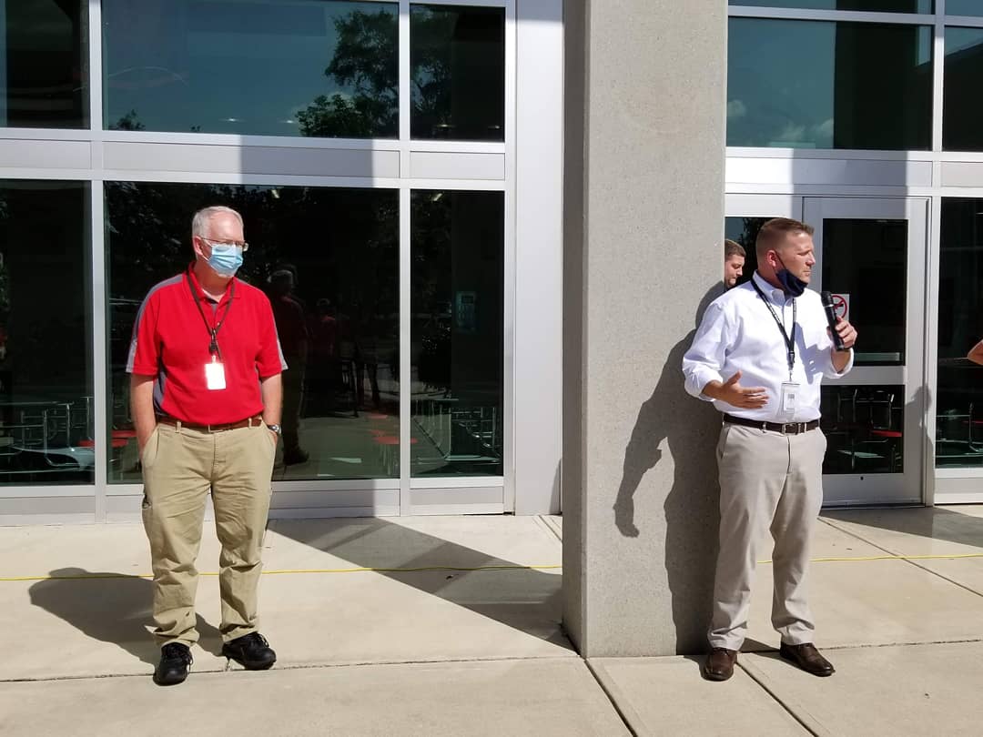 WadeHampton_HS's tweet photo. Congrats to Rick Zeller on his retirement. He served 33 years in education...all at WHHS.

Even though he's leaving the classroom, he will still coach our Cross Country teams this season. We wish him well in the next chapters of his inspirational life.
#LeadingLikeGenerals https://t.co/1ADfx66hAL