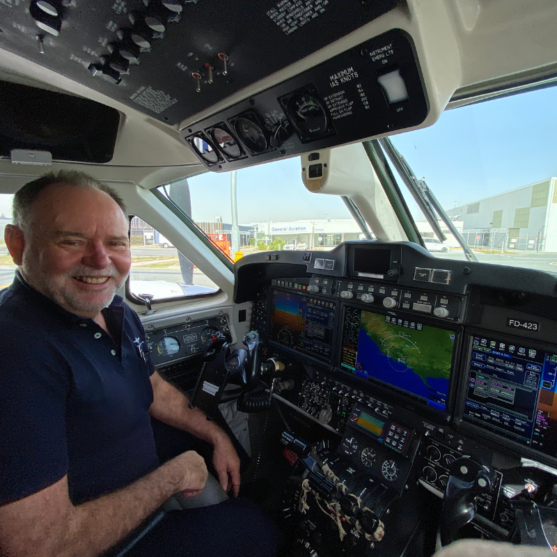 RoyalFlyingDoc's tweet photo. Thank you for 20 years of service James ✈️
 
This year Captain James Williams celebrates 20 years as a pilot with the Royal Flying Doctor Service (Queensland Section).
 
More: https://t.co/DxOmyhrKt9

#RFDSQLD #RFDS https://t.co/6xyrkpg9tC