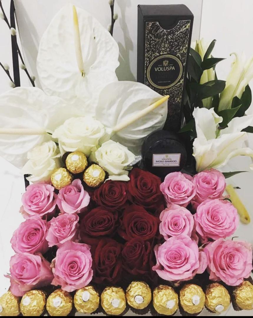 kayflowers_ng's tweet photo. We're fully open 😻🦋
Order your natural and artificial Rose's on budget. Please retweet
@ABUJAPLUG #AbujaTwitterCommunity #BBNaijia2020 #WeAreSorryNengi #EricaTheBrand #GiveLayconFullVotes https://t.co/LiRFUDzWux
