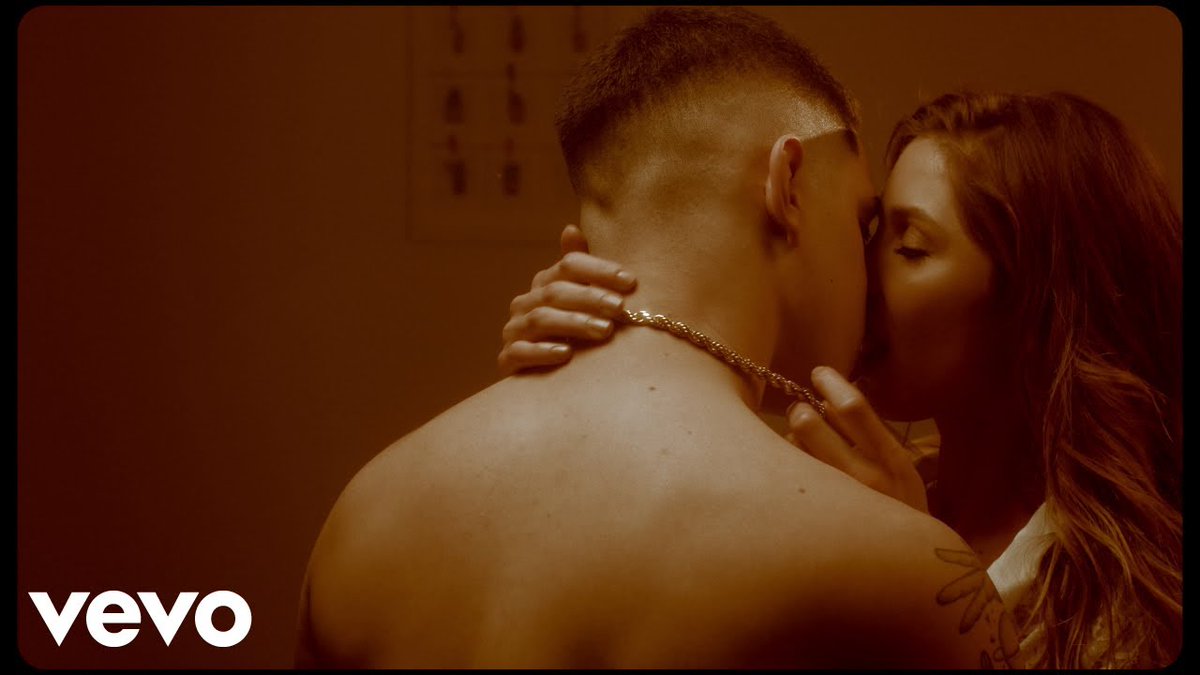 porquetendencia's tweet photo. "Ecko":
Por su nueva canción #MUJER
https://t.co/guwTlUsksc https://t.co/HCDdopd9I8