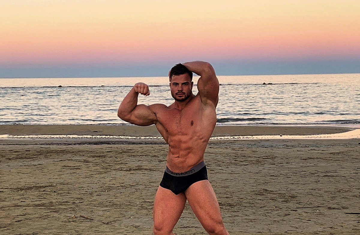 Sholevan's tweet photo. 🎉Welcome to my page🎉
https://t.co/vdUee5yCdb

FREE PAGE 
https://t.co/ZfM2pjXaGR
🚀Bodybuilder here💪🏼
🍆Pretty cock 
🍑Hot bubble ass
🏋🏻Personal trainer
✈️Travel

⚠️Top 3% of all creators onlyfans ⚠️ 
200+ posted / 12k+ likes / 200+ subs

🔞https://t.co/vd4y6Ebh0M https://t.co/cK10kwS71q