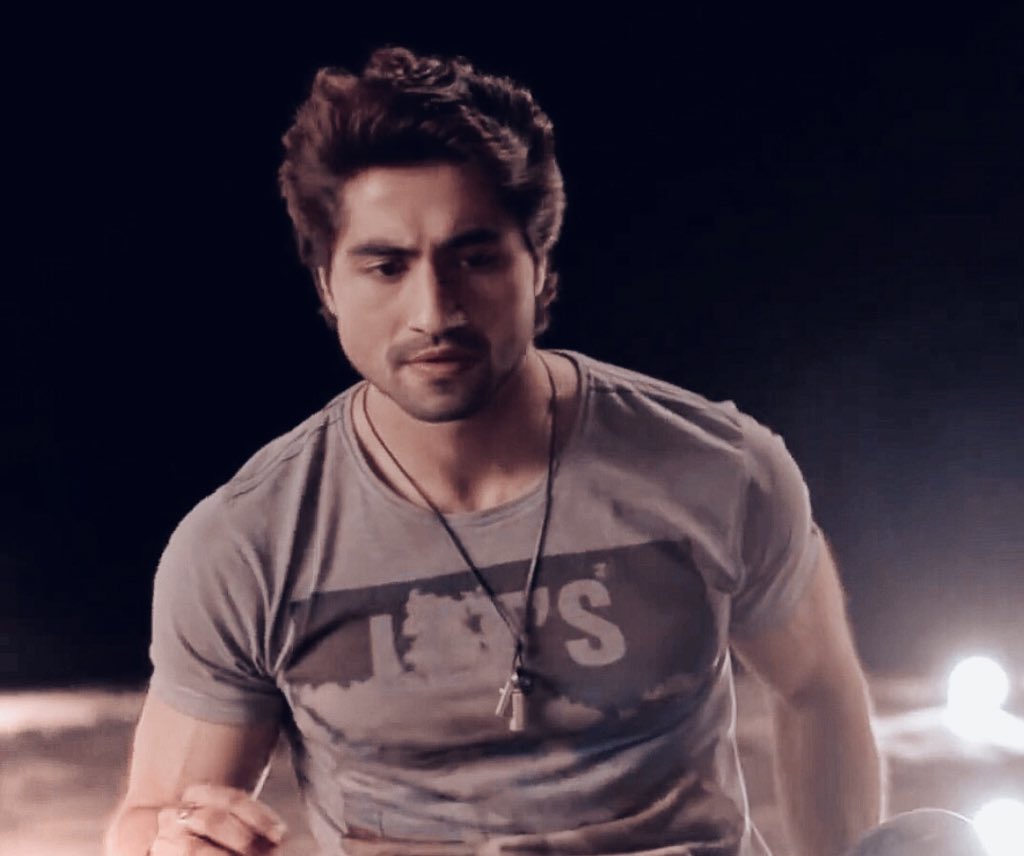 That’s a, I got caught face #HarshadChopda