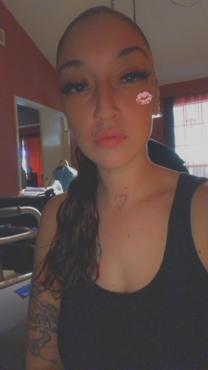DeeSoThrowed59's tweet photo. I’m Back. Twitter Is Super LAME! 🙄🤷🏻‍♀️ https://t.co/1qx1WQnzbJ