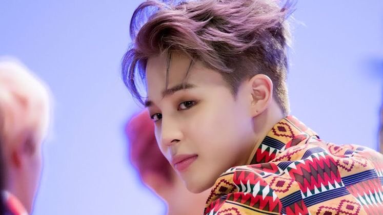 vigorousjimin's tweet photo. jimin’s undercut was a blessing https://t.co/k6ZhuMiaNm